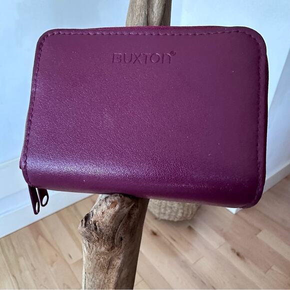 Buxton Handbags - Buxton - Leather RFID Card And Coin Wallet, burgundy